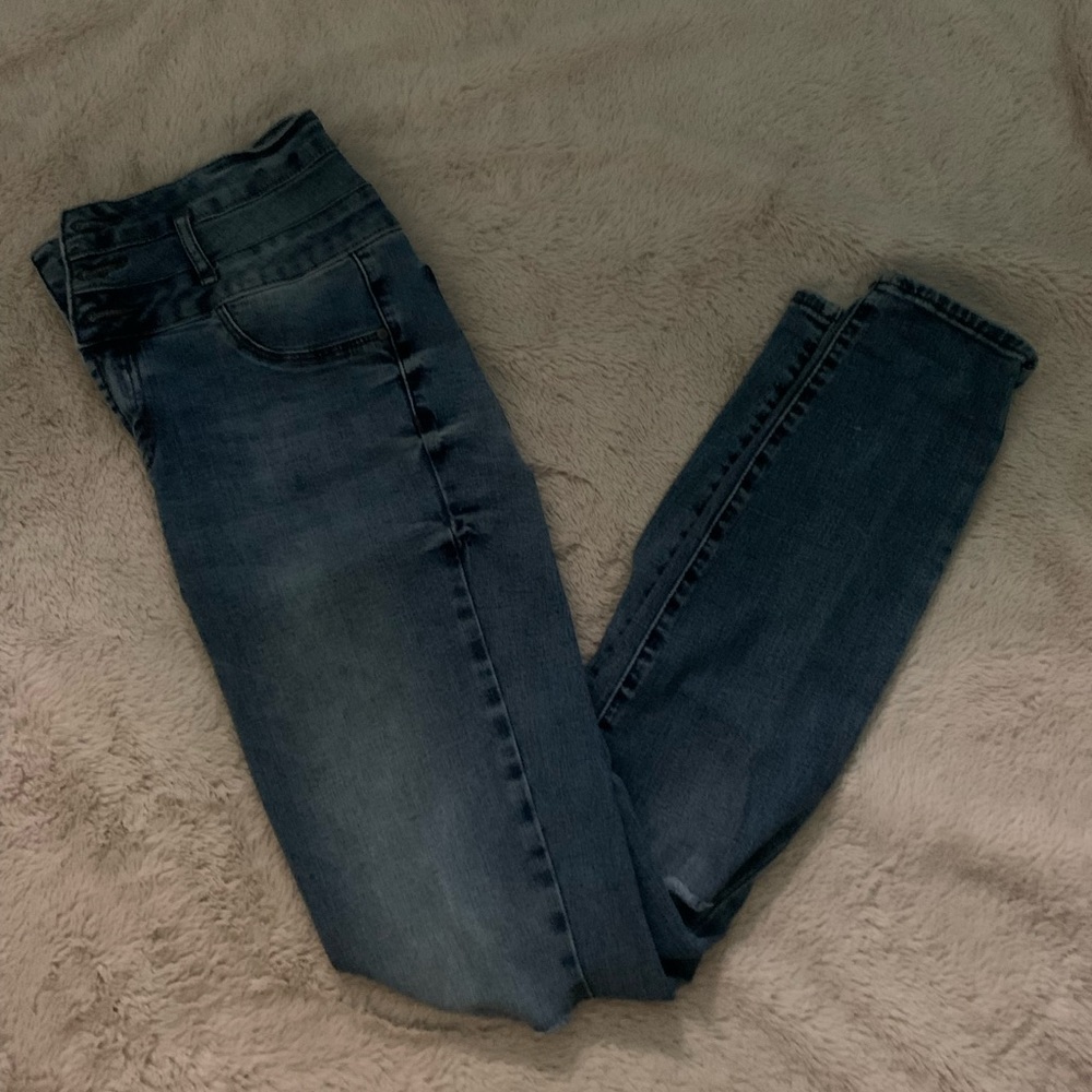 Refuge Ripped Knee Blue High Waisted Jeans (Size 6)